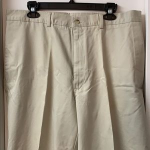 Men’s Chino Pants